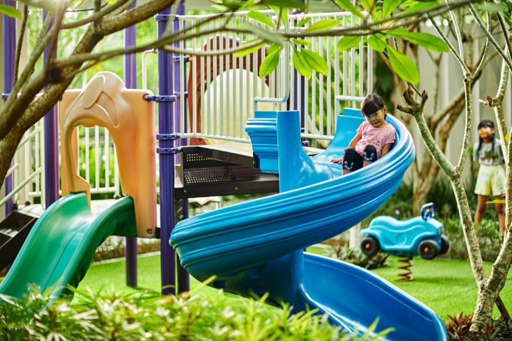 El Hotel Banyuwangi Banyuwangi  Εξωτερικό φωτογραφία