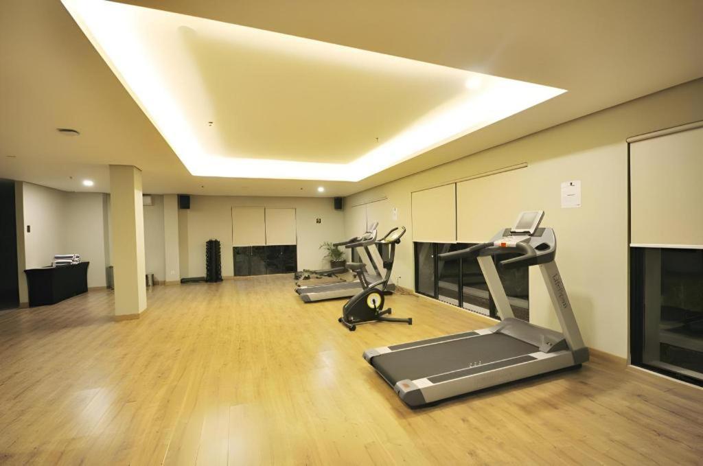 El Hotel Banyuwangi Banyuwangi  Εξωτερικό φωτογραφία