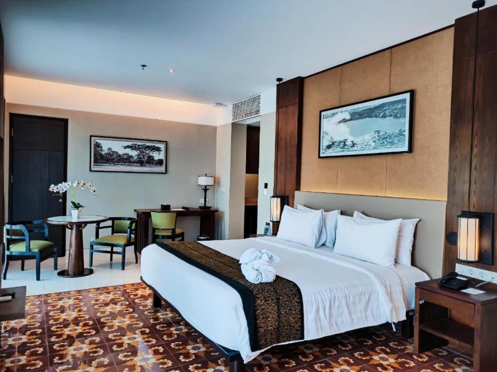 El Hotel Banyuwangi Banyuwangi  Εξωτερικό φωτογραφία